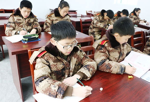 2021上海虹狼西点少年军官品格塑造冬令营（14天）