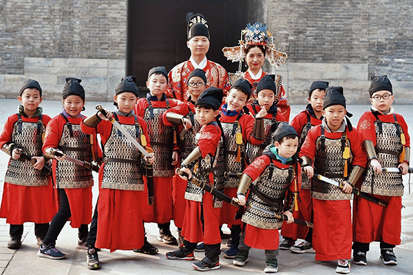 「陕西研学」2025西安大唐金甲武士周末营（1天）守城墙+非遗皮影