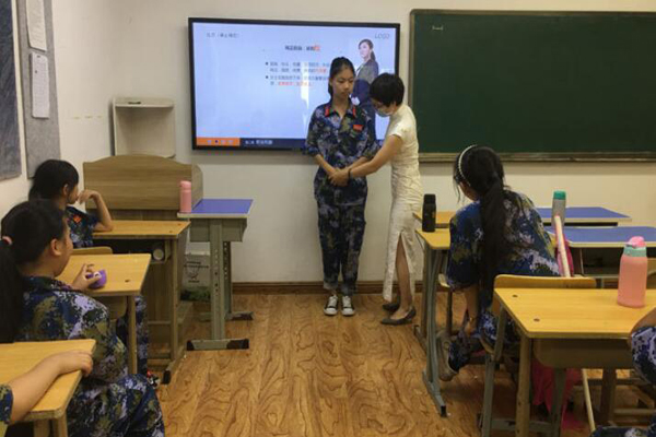 北京军事化训练暑期夏令营，见证孩子的成长
