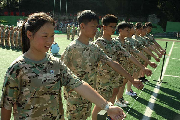 重庆暑假夏令营军训,培养孩子的好习惯！