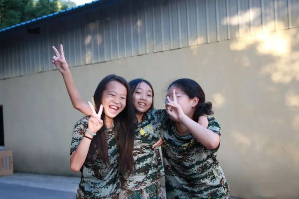 重庆军事夏令营好的机构推荐？两大机构推荐