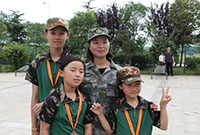 女孩子参加河南国防教育基地军事夏令营精英女兵活动的收获有哪些?