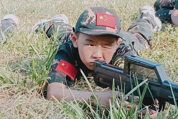 入营通知 | 2025成都红星小兵军事夏令营！