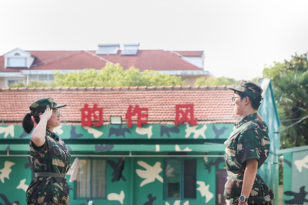 上海雷霆军事夏令营成长收获一览！