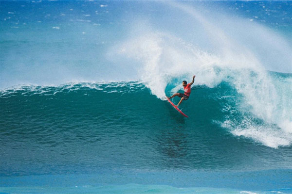 「海南户外」2026万宁国际冲浪冬令营（6天）在浪尖生出直面世界的勇气