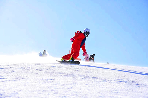 「河北体育」2024金山岭银河滑雪冬令营（6天）单双板1:1 | 成为孩子学习滑雪的高段位选择！