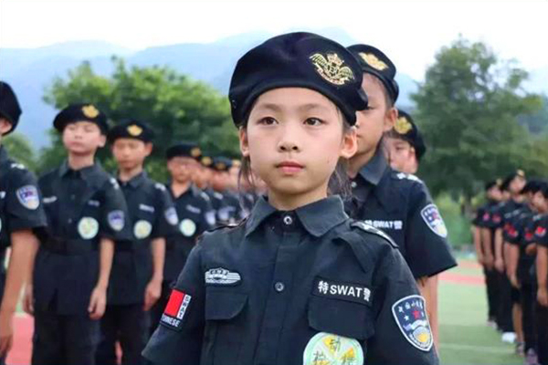 中国小特警夏令营,一个很震撼、很锻炼孩子的夏令营！