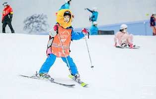  「广东户外」2021S-skiing广州滑雪专业营（5天）| 零下6℃的夏天，一个家门口的滑雪营