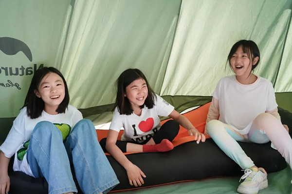 启行营地教育夏令营为您解答如何让小朋友远离电子产品？