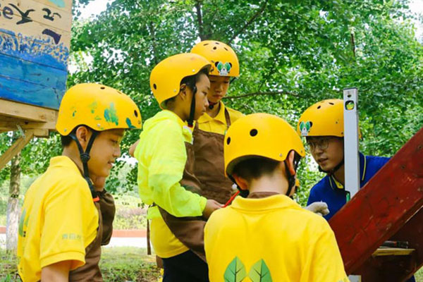 青自然夏令营是如何保障中小学生安全的?