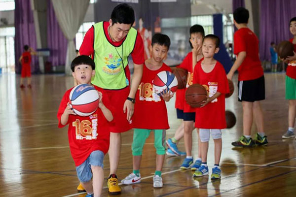 暑假上海中小学生篮球夏令营