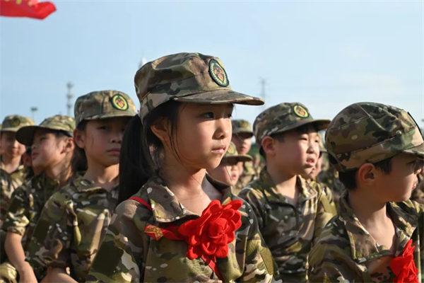 2024年上海西点军事夏令营第一期火热开营！用汗水谱写青春篇章！
