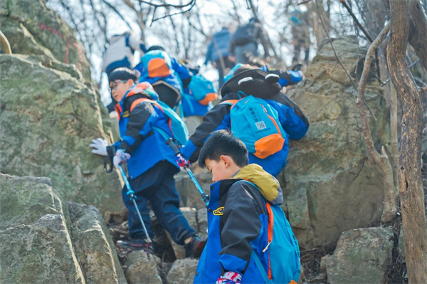 「江苏探险」2024南京征服山野·洞穴探险周末营（1天）探索地质变迁及生物演化