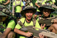 广州穗鹰“军事酷学”夏令营有哪些特色课程？