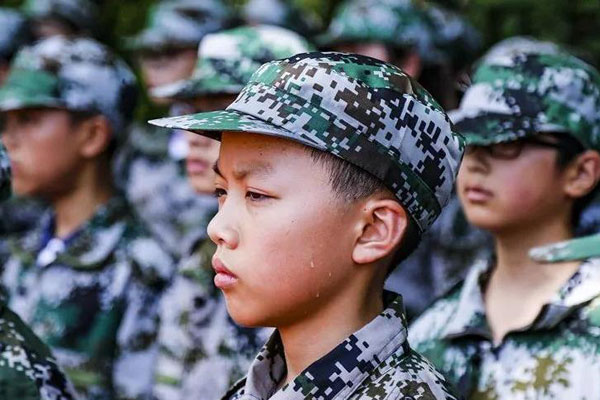 「湖北军事」2022武汉探究少年兵成长夏令营（14天） 突破自我，树立信心