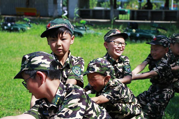 黄埔军事训练夏令营特种兵课程特色有哪些?