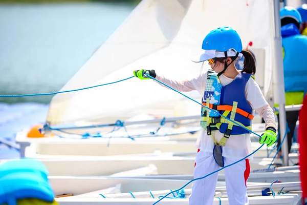 「山东户外」2024青岛冲浪帆船双证夏令营（13天） 天花板级别的海上潮酷运动