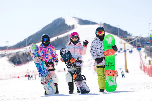 「北京户外」2023平谷·渔阳单日滑雪冬令营（1天）开启家门口的炫酷冰雪奇缘！