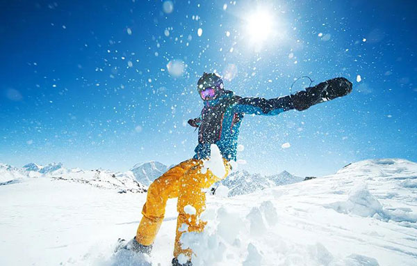 「江苏户外」2022常州龙凤谷滑雪冬令营（3天）冰雪奇缘，来一场少年的冬季奇遇