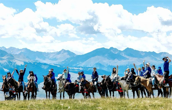 新疆研学夏令营哪家好？推荐看完