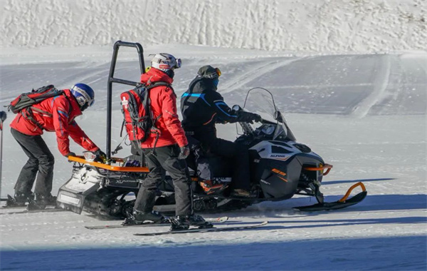 游美冬令营：滑雪场给不了的专业化营地管理！