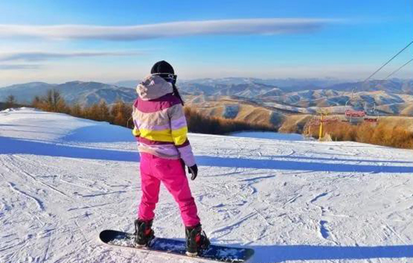 「北京户外」2022“林海雪原” 单板滑雪冬令营（5天）不出京，风险小，性价比高