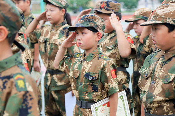 郑州夏令营军事训练一个月一般多少钱？优秀机构推荐