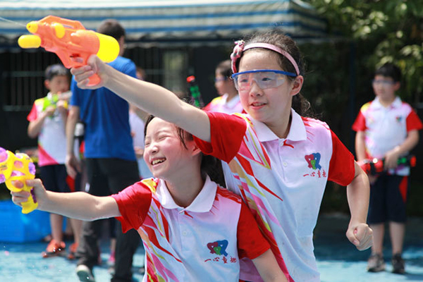 中小学生参加杭州精英筑梦研学夏令营的学员收获有哪些?
