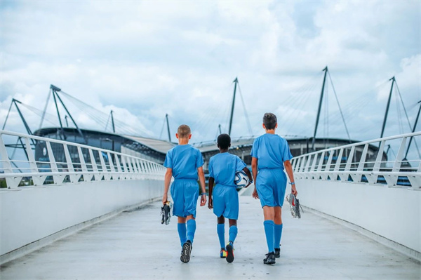 足球夏令营哪家好?热门机构推荐往下看完